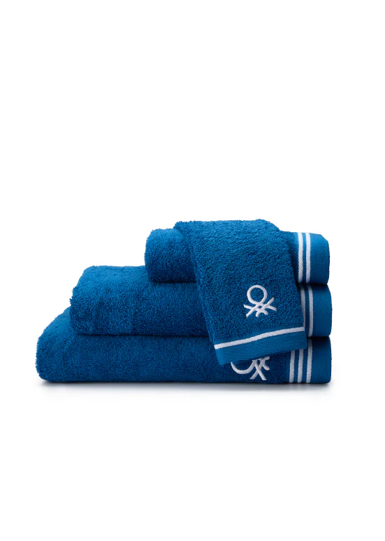 סדרת Classic Benetton , מגבות חלקות עם רקמת לוגו אלגנטית - כחול - Image 2