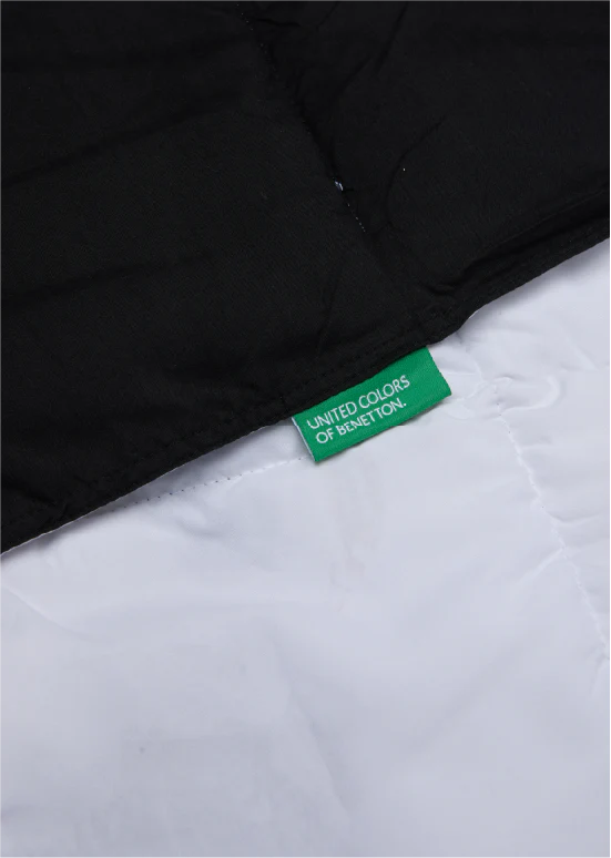 שמיכת מעבר דו־צדדית Benetton -  לבן/שחור - Image 3